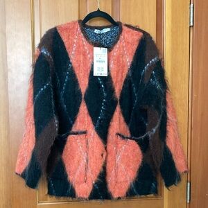 NWT Zara Orange and Black fuzzy cardigan sweater Size Small oversized
